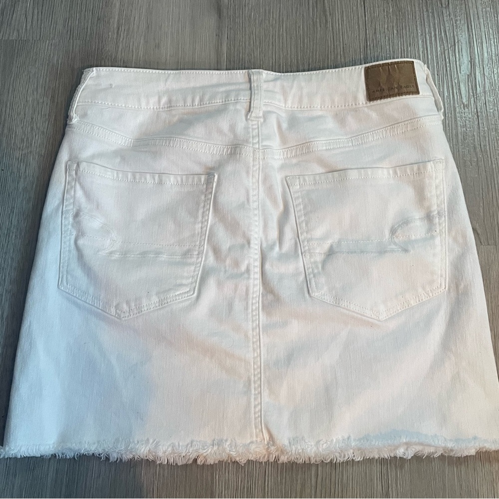 American Eagle White High Rise Stretch Denim Mini Skirt size 6/28 - Picture 6 of 6